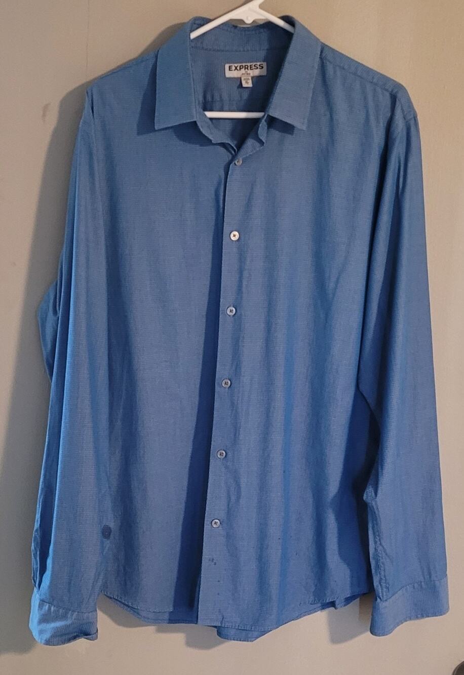 Men's button down dress shirt blue by express size XL TG 17-17 1/2